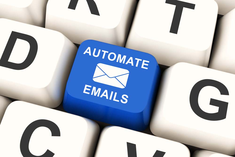 Automate emails with HubSpot